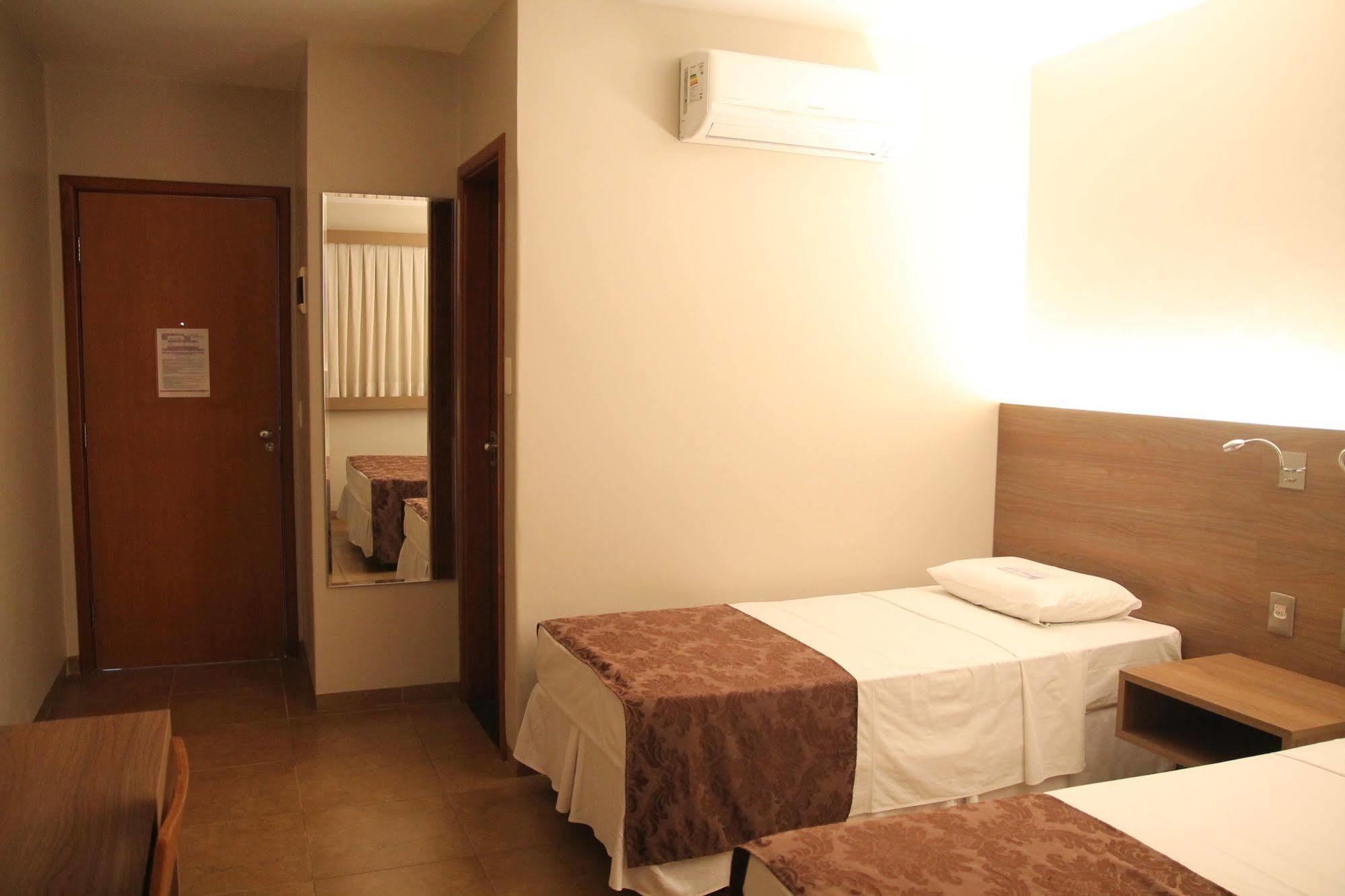 Orion Hotel Itumbiara Zewnętrze zdjęcie